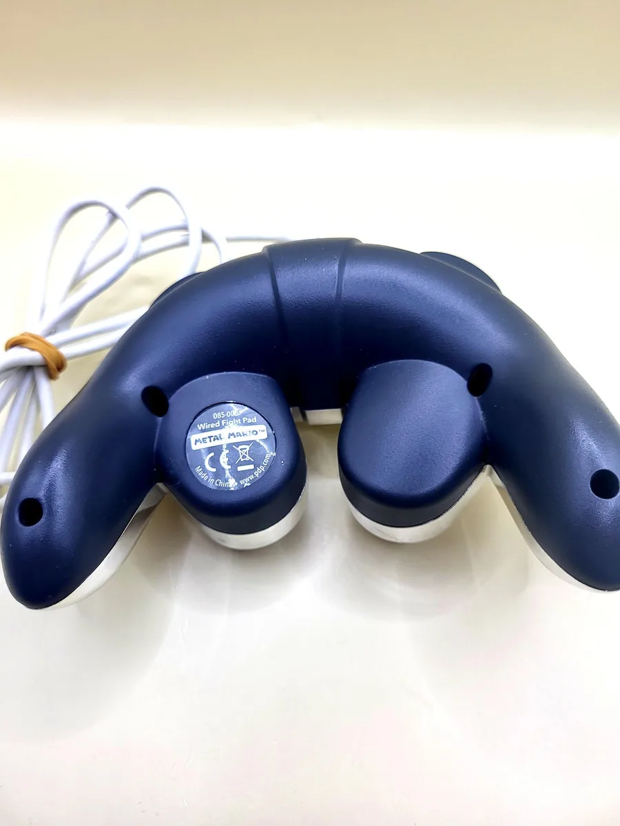 PDP Wired Fight Pad Metal Mario - Nintendo Wii / Wii U foto 2