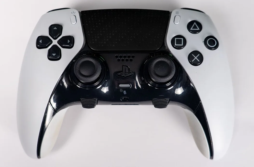 Sony DualSense Edge-controller met zwarte voorplaat en Fn-knoppen
