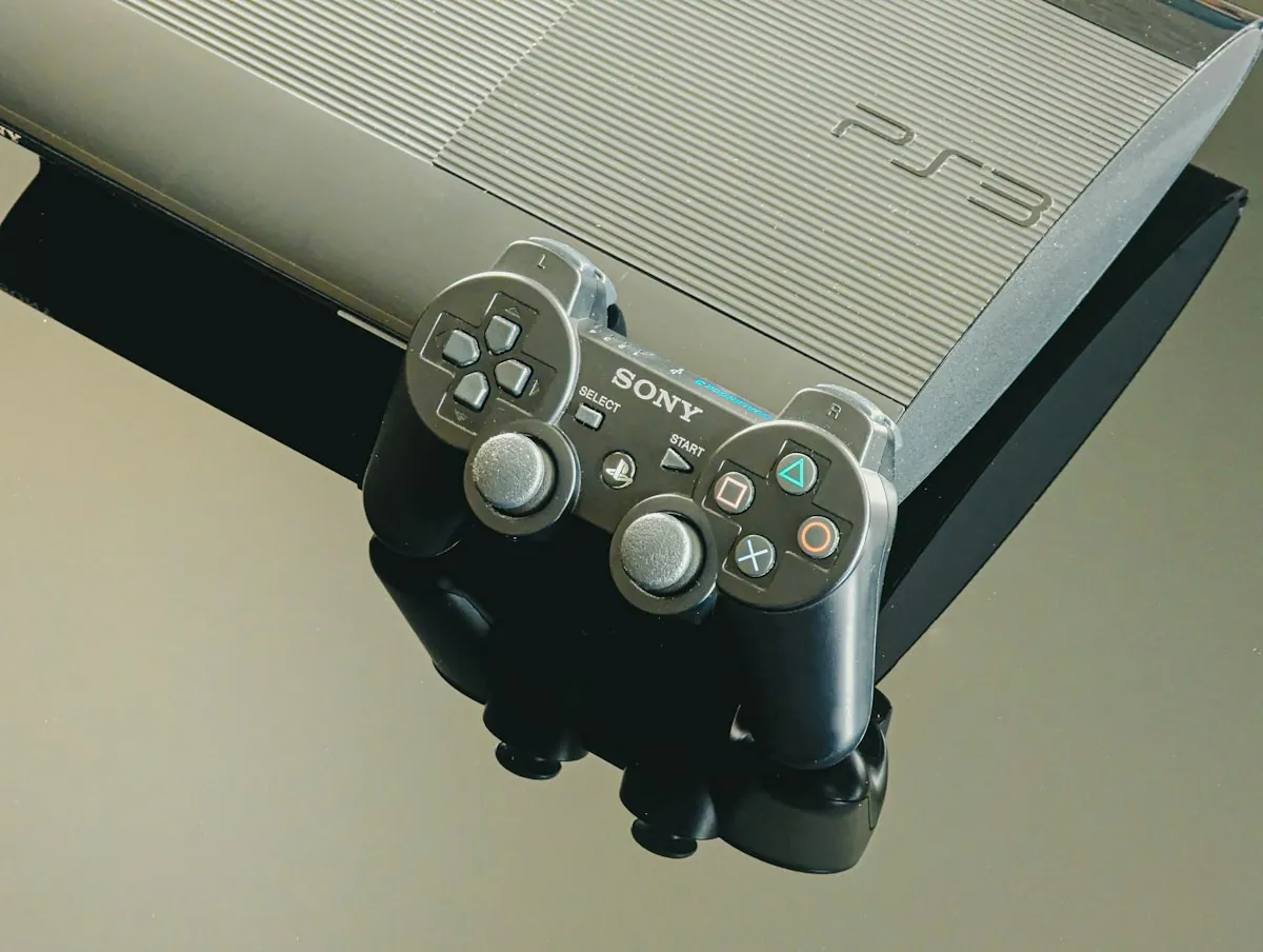 PlayStation 3-console met draadloze controller